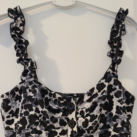 Zara Black and White Midi Sundress with Spaghetti Straps for Casual Nights - Picture 6 of 7